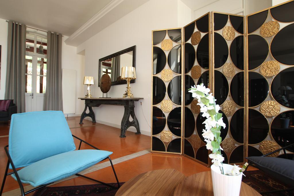 Hotel Estelou Sommières Екстериор снимка