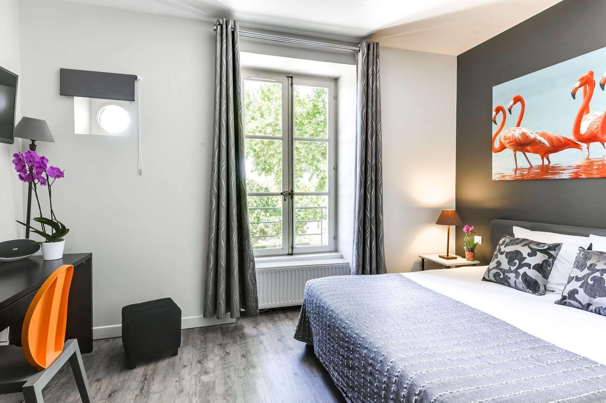 Hotel Estelou Sommières Екстериор снимка