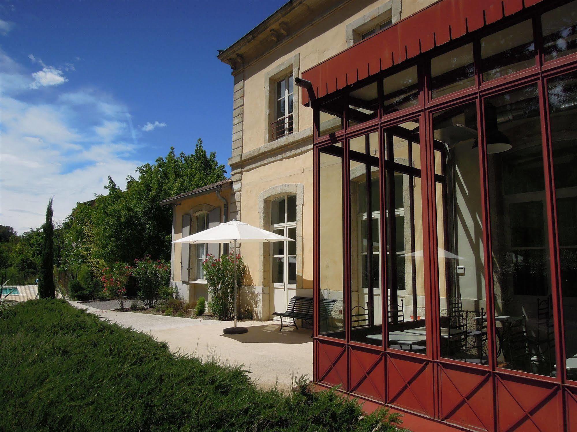 Hotel Estelou Sommières Екстериор снимка